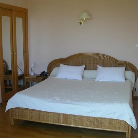 L'oustal Du Lauragais Hotel